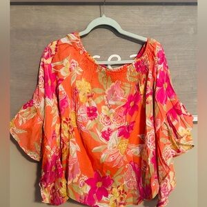 NWT Unique Spectrum Vibrant Floral Blouse in Orange and Pink! SZ Med